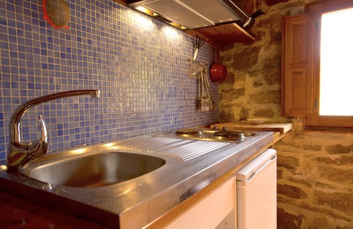 La Cuevarruz Apartment | Holiday Apartment "Casa de los Sueños - Balconet" with Shared Pool & Wi-Fi