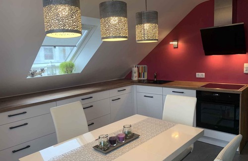 Schauenstein Apartment | Holiday apartment modernly furnished, 100 square meters with loggia near Hof - Naila