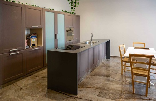 Trepuzzi Apartment | Holiday Apartment "Dimora Mazzapinta" with Shared Pool, Private Terrace & Wi-Fi