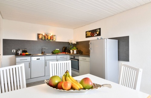 Enzisweiler Apartment | Holiday Apartment 'Dinkelbach Landhaus 1 A Charmant' with Lake View, Balcony and Wi-Fi