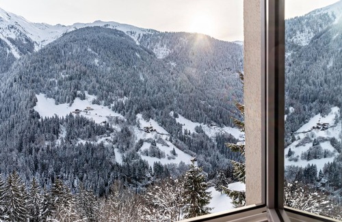 Landeck Apartment | Holiday Apartment "Erna" with Mountain View, Shared Terrace & Wi-Fi