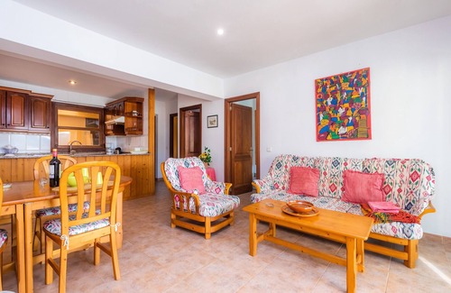 Es Pelats Apartment | Holiday "Apartment Maritim" with Sea View, Mountain View, Wi-Fi & Terrace