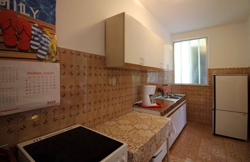 Sveti Lovrec Apartment | Holiday apartment in a quiet location with internet access