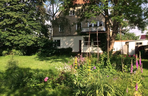 Oberes Geratal Apartment | Holiday apartment in a cult 1930s villa in the Thuringian Forest