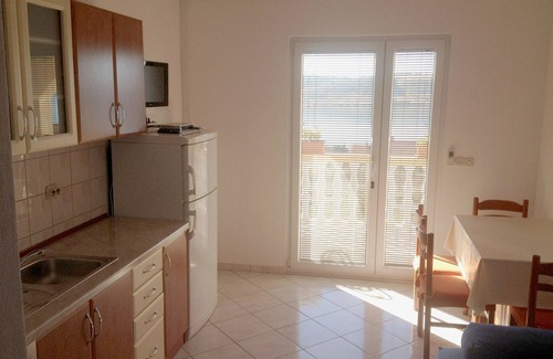 Rtina Apartment | Holiday apartment mit Klimaanlage und Balkon