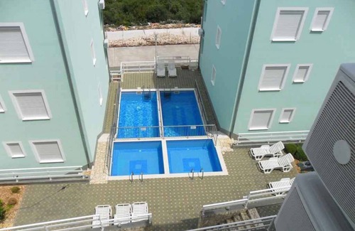 Arbanija Apartment | Holiday apartment with pool and sea view