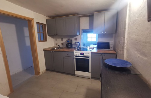 Langenburg Apartment | Holiday Apartment "Wohnen Im Denkmal" with Mountain View & Wi-Fi