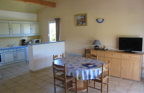 Villeneuve-de-Berg House | Holiday Cottages in South Ardeche "Les Bastides d'Helvie"