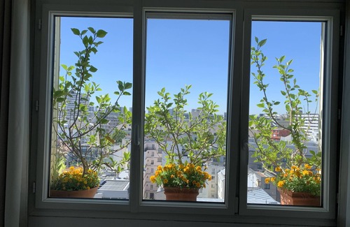 Quartier Sainte-Marguerite Apartment | Holiday flat in an elegant building