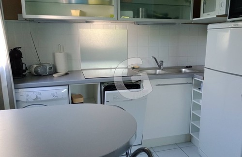 Saint-Vincent-sur-Jard House | Holiday Home for 4/5 in Saint Vincent sur Jard with Pool Access