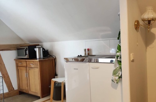 Bad Sooden-Allendorf House | Holiday Home 'Tiny House An Der Werra' with Private Terrace, Wi-Fi and Air Conditioning