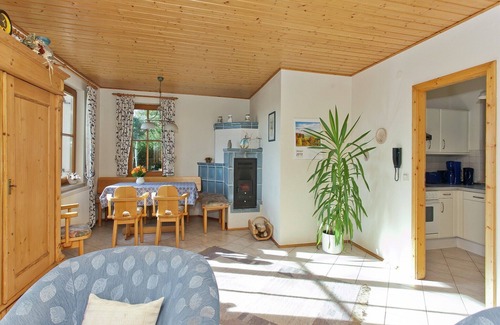 Muhlbach House | Holiday home in the Knüllgebirge with balcony