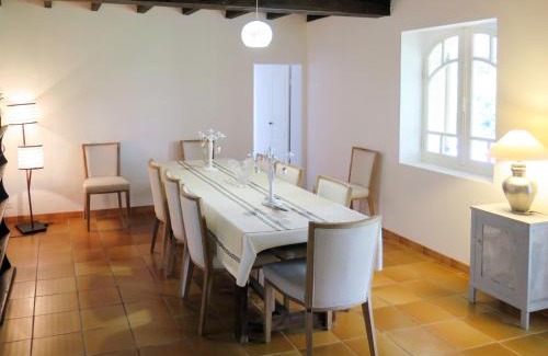 Nassiet House | Holiday Home Aucéloun by Interhome