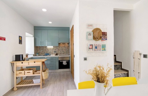 Alte House | Holiday Home "Casa Barroca" with Wi-Fi and Air Conditioning