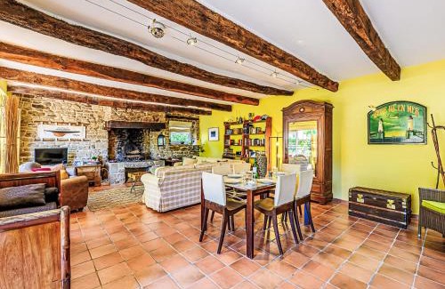 Plougoumelen House | Holiday Home Cromlech'Dek by Interhome