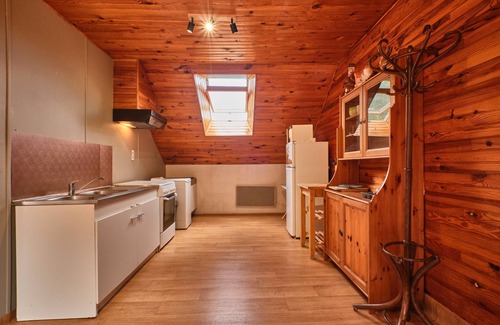 Treminis House | Holiday Home 'Des Granges' with Mountain View, Private Terrace and Wi-Fi