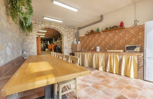 Maials House | Holiday Home 'El Petit Maialenc' with Mountain View and Air Conditioning