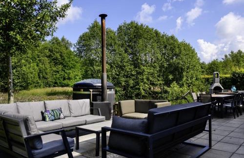 Vlagtwedde House | Holiday Home Ellersinghuis by Interhome