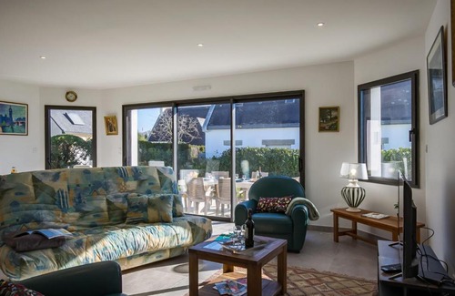 Beg-Meil House | Holiday Home Ericaro by Interhome