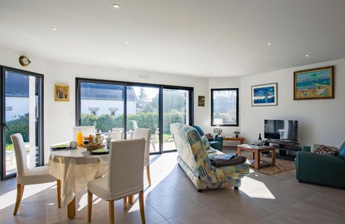 Beg-Meil House | Holiday Home Ericaro by Interhome