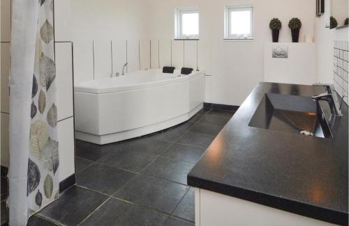 Flovt Strand House | Holiday Home Flovt Havevej Haderslev Iii