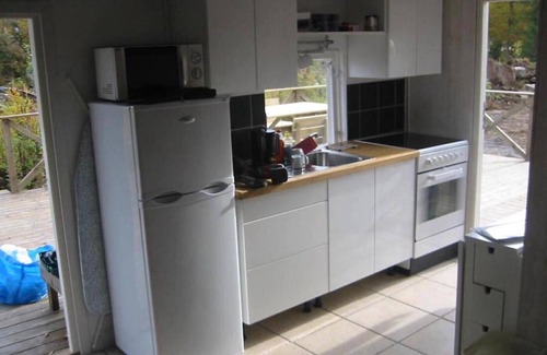 Astad House | Holiday home for two by the lake