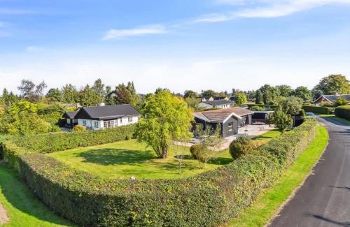 Dronningmolle House | Holiday Home Frede - 1km from the sea by Interhome