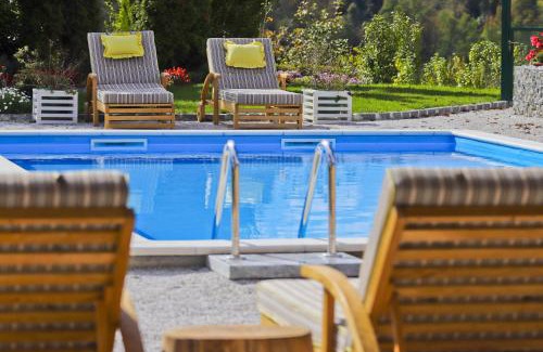 Donja Voca Villa | Holiday Home Grga-Three Bedroom House with Swimming Pool