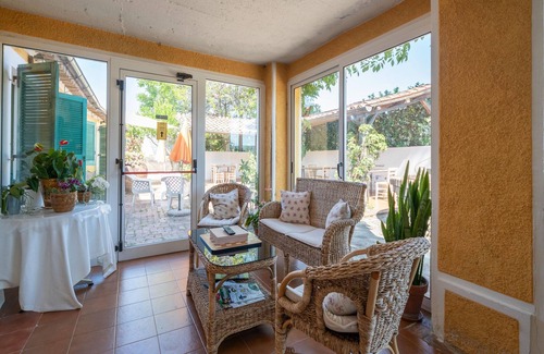 Stilo House | Holiday Home in Guardavalle Near River