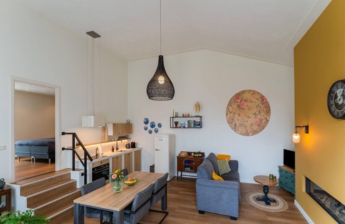 Kaatsheuvel House | Holiday home in Kaatsheuvel with hot tub