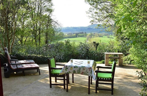 Onlay House | Holiday Home in Onlay with Terrace Views