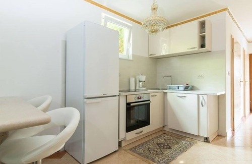 Savudrija House | Holiday Home in Savudrija with Terrace, Air condition, WIFI, Washing machine (123-11)