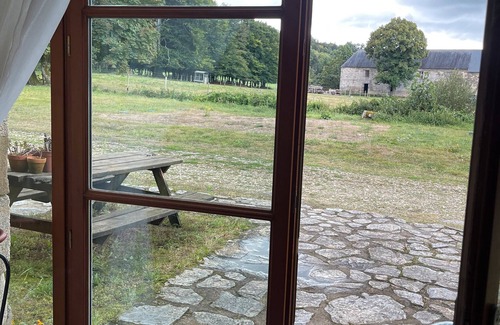 Val-d'Oust House | Holiday Home 'Le Crévy - La Calèche - 3 Pers' with Private Terrace, Private Garden and Wi-Fi