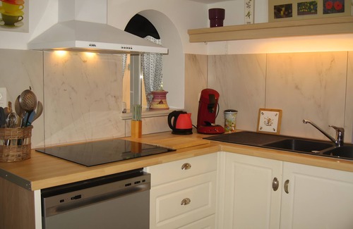 Montauroux House | Holiday Home 'Loc Provence' with Private Pool, Wi-Fi and Air Conditioning