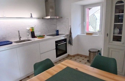 Seneujols House | Holiday Home 'Maison De Campagne' with Private Terrace, Private Garden and Wi-Fi