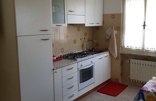 Muggia House | Holiday Home "Mare e Lavanda" with Sea View, Private Garden & Wi-Fi