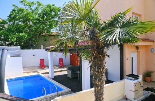 Gostinjac Villa | Holiday Home Mumy