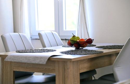 Gostinjac Villa | Holiday Home Mumy