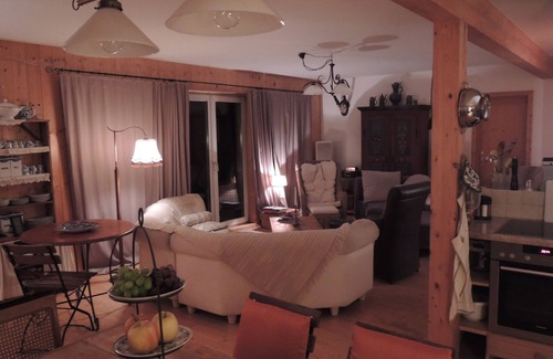 Furstenfeldbruck District House | Holiday home near Ammersee 3.5 km, Munich 36 km, S-Bahn 2.5 km
