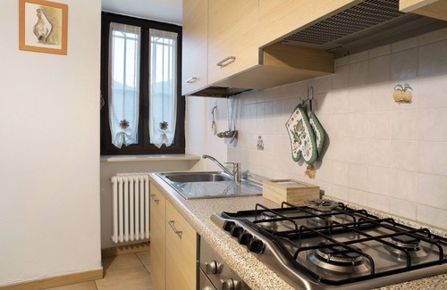 Ardenno House | Holiday Home 'Oasi Alpina' with Mountain View, Private Garden and Balcony