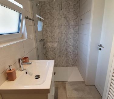 Komen House | Holiday Home Pr'Cikn'h