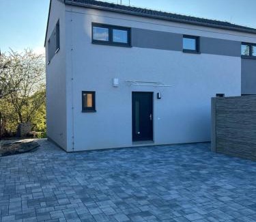 Seberov House | Holiday Home Prague Šeberov