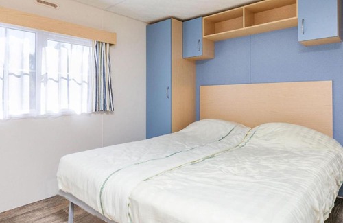 Ommel House | Holiday Home Prinsenmeer-8 by Interhome