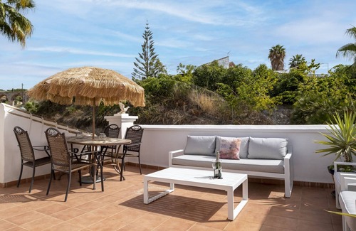 Oasis del Capistrano House | Holiday home Rabat 8-El Oasis de Capistrano with sea views, communal pool and WiFi