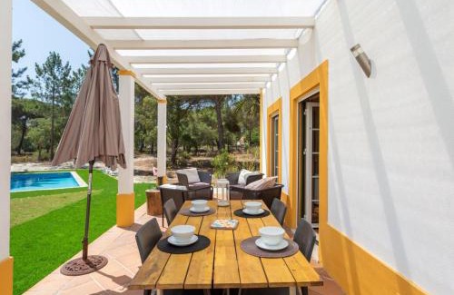 Santa Maria do Castelo House | Holiday Home Refúgio no Montalvo by Interhome