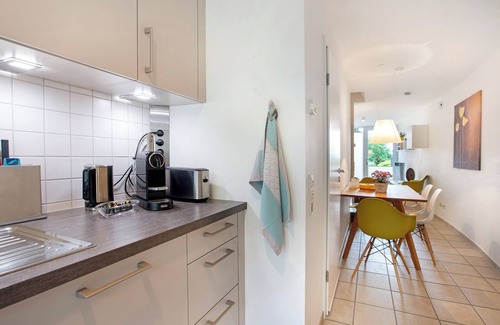 Loerrach House | "Holiday Home Schwalbennest" with Private Terrace, Private Garden and Wi-Fi