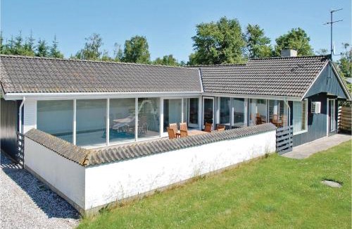 Skodshoved House | Holiday Home Skødshovedgård Knebel Ix