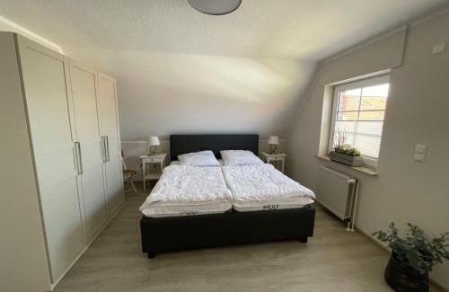 Westeraccumersiel House | Holiday Home Stürmannskajüte by Interhome