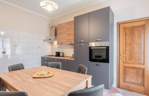 Pieve a Nievole House | Holiday Home 'Tuscany Relax Con Giardino' with Private Garden, Wi-Fi and Air Conditioning