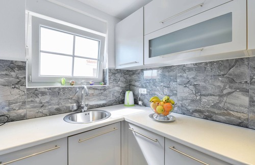 Maslenica Ski Chalet | Holiday home Viktoria with large swimming pool and partial seaview